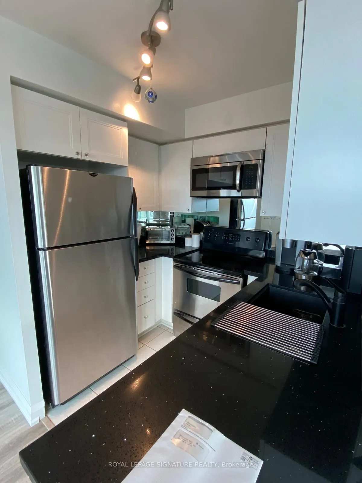 17 Barberry Place, #1914