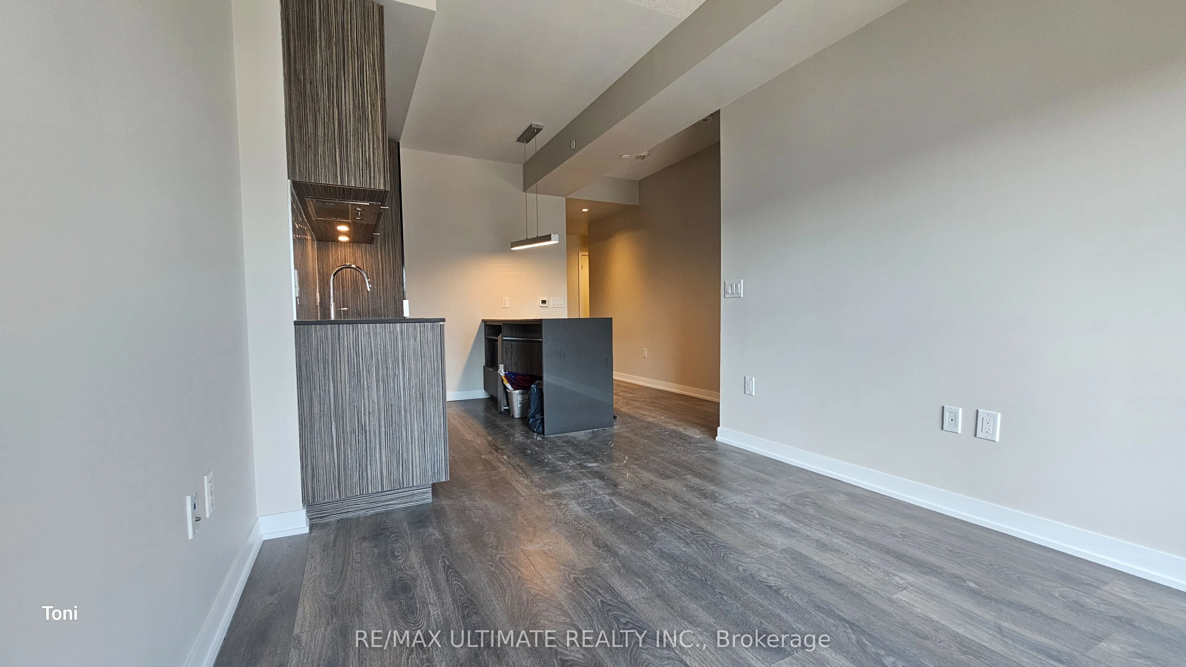 20 Richardson Street, #603