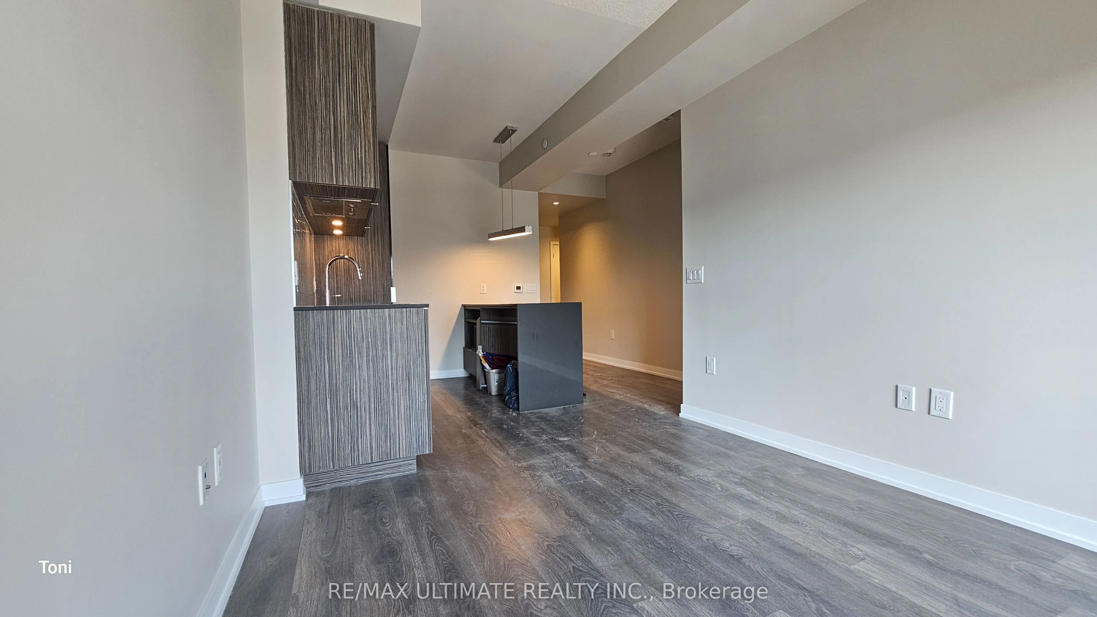 20 Richardson Street, #603