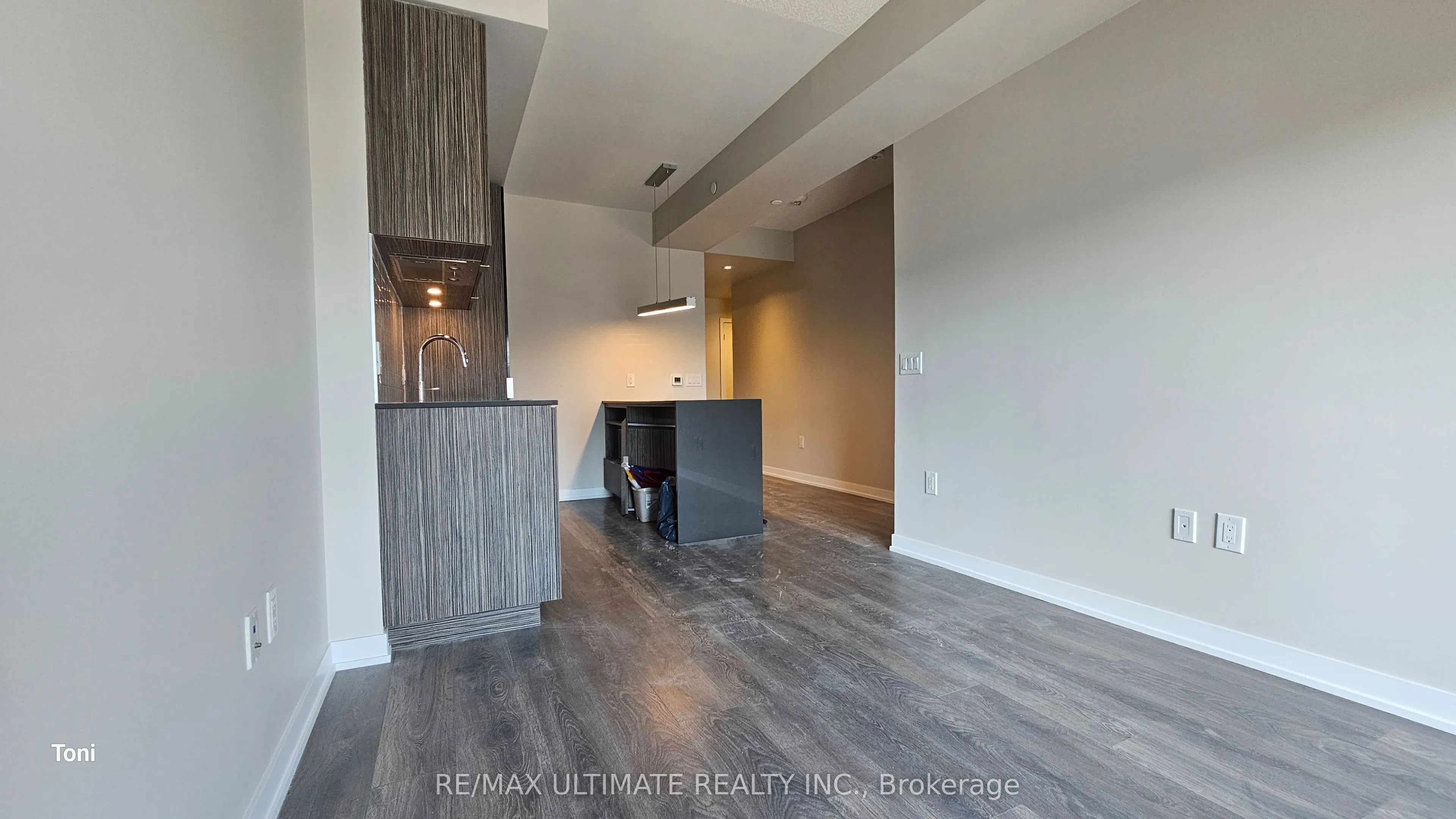 20 Richardson Street, #603