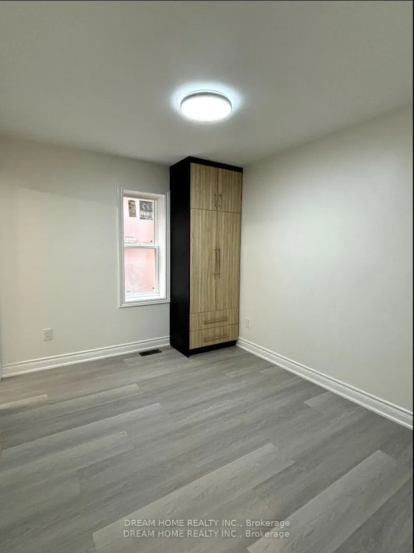 643 Bathurst Street, #103