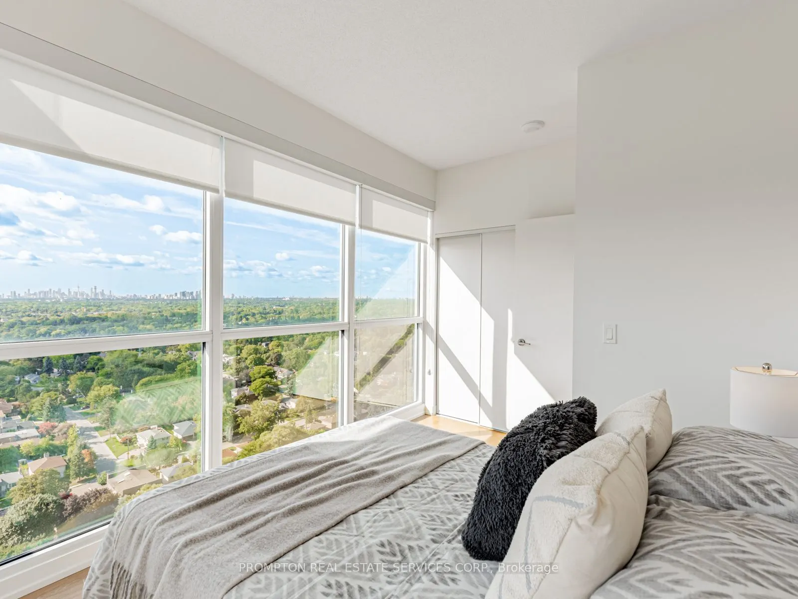 115 McMahon Drive, #3010