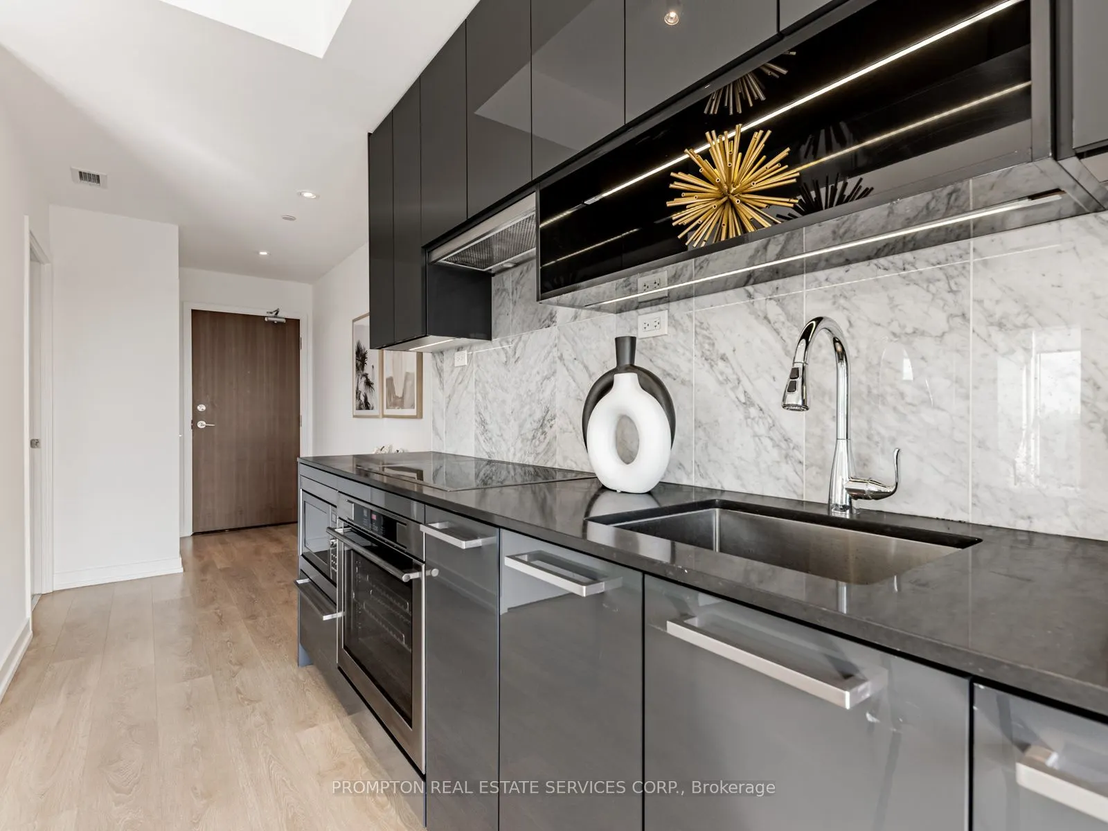 115 McMahon Drive, #3010