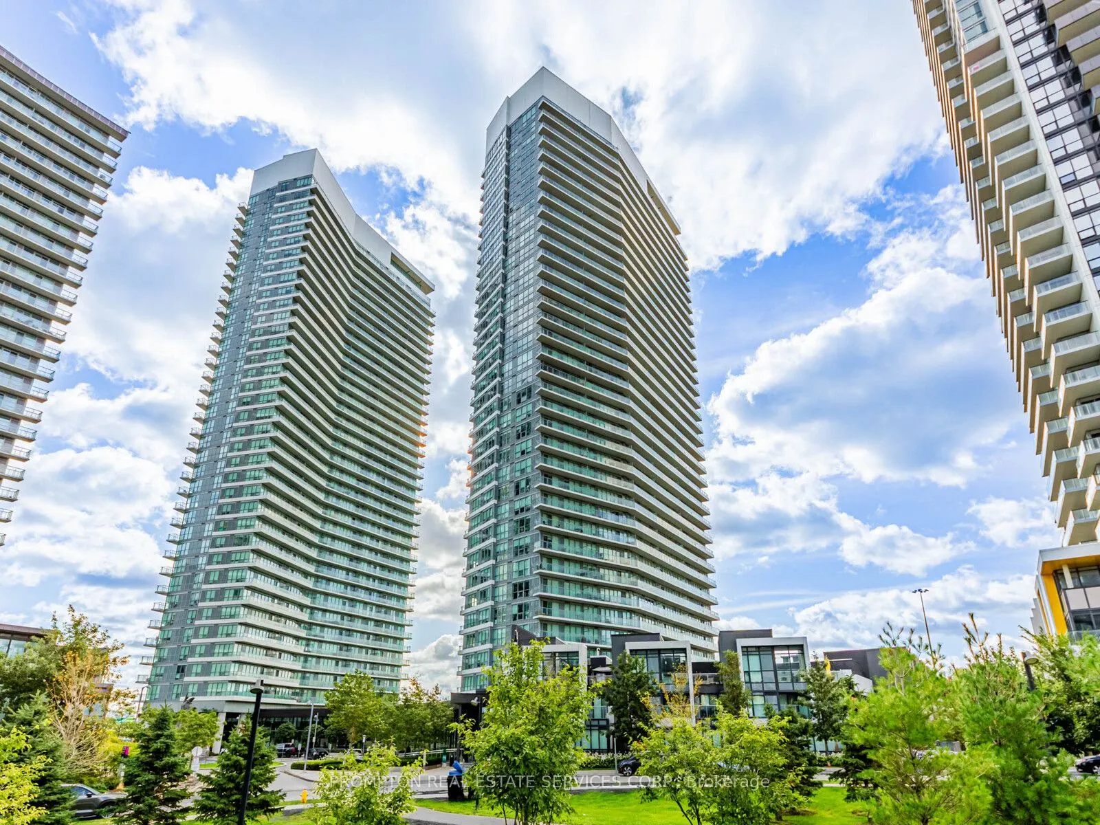 115 McMahon Drive, #3010
