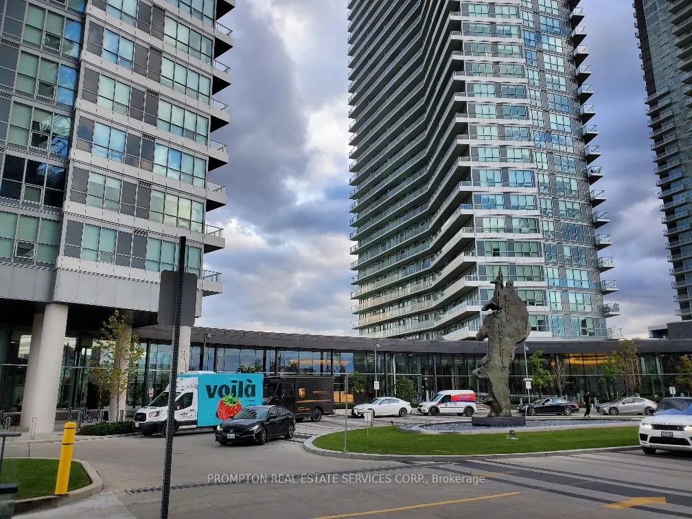 115 McMahon Drive, #3010