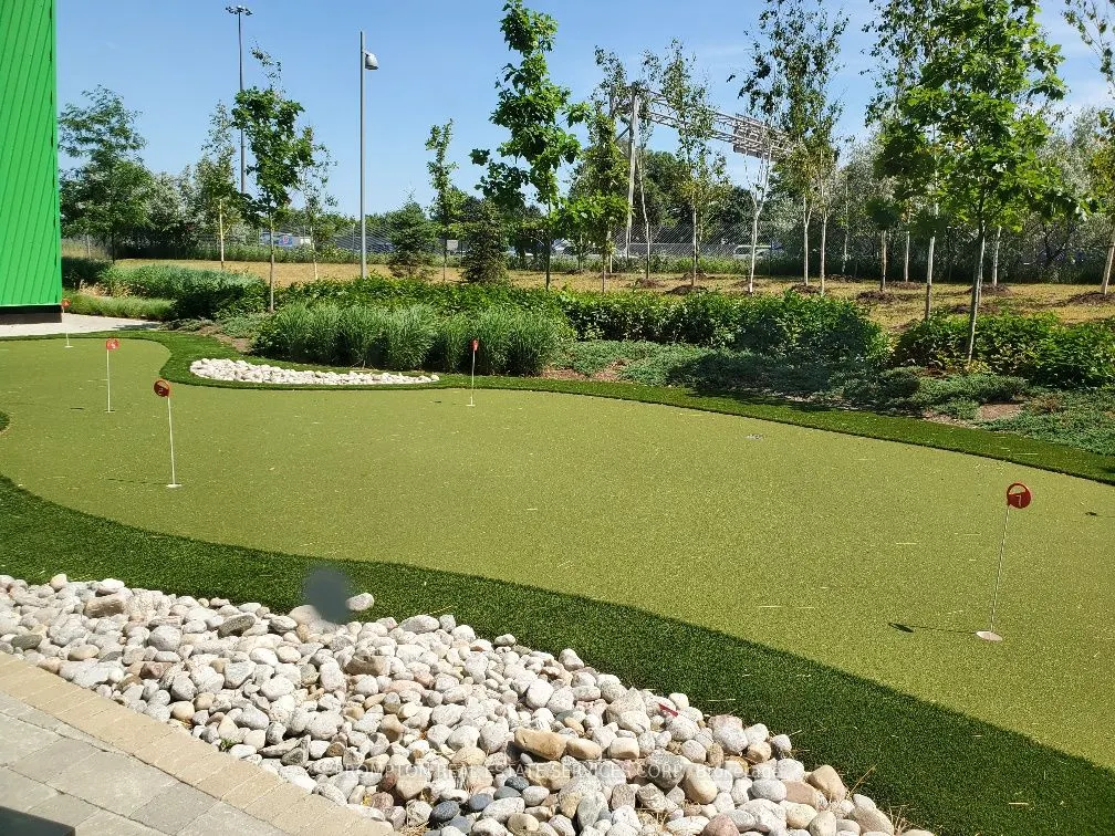 115 McMahon Drive, #3010