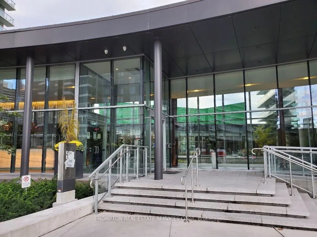 115 McMahon Drive, #3010