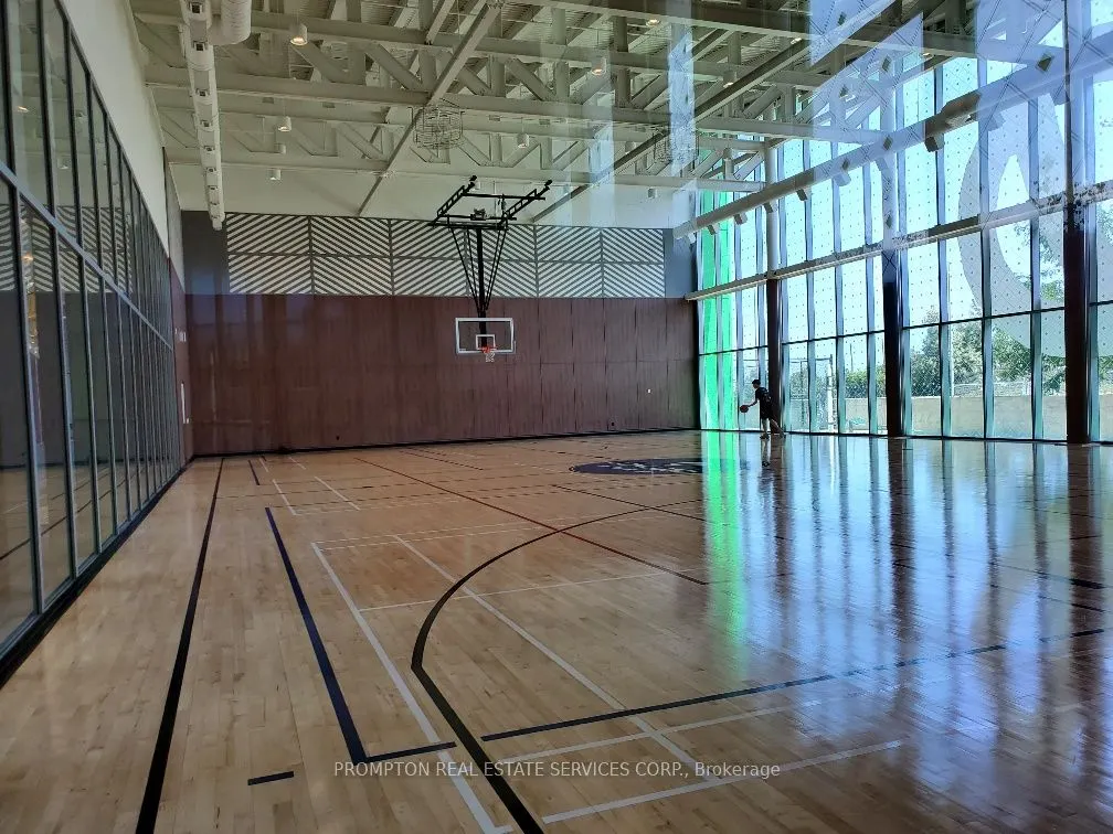 115 McMahon Drive, #3010