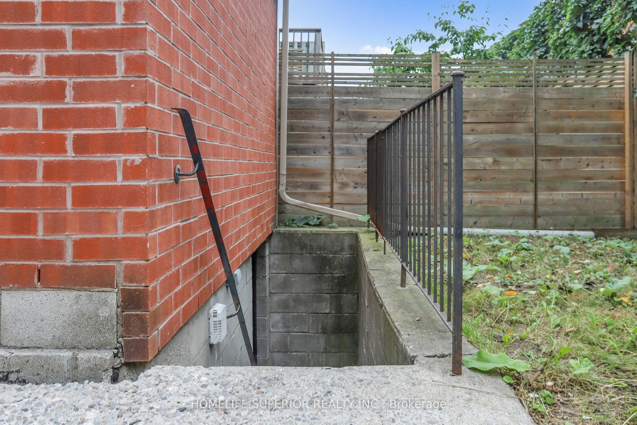 17 Mitchell Avenue