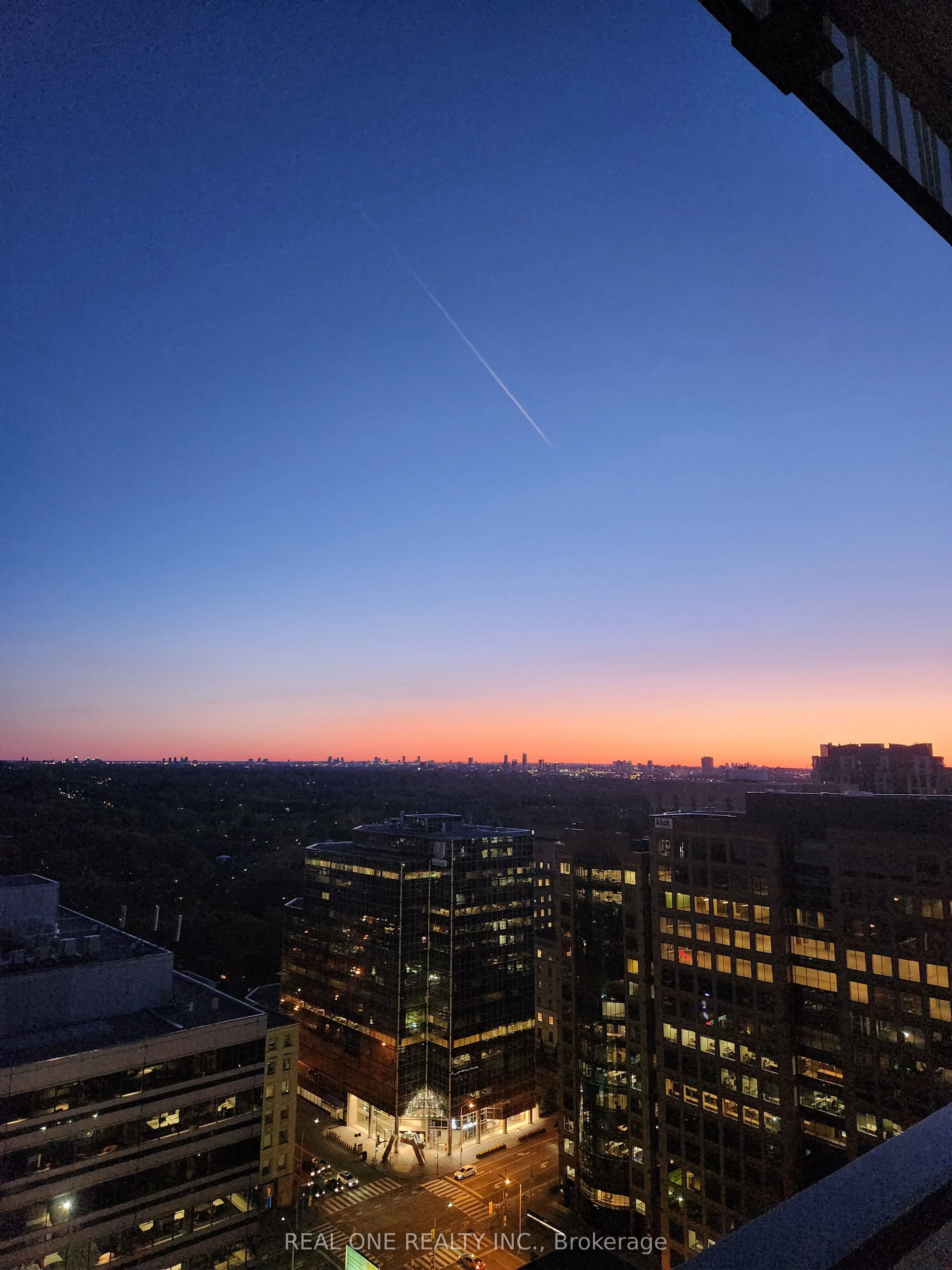 50 Charles Street E, #2510