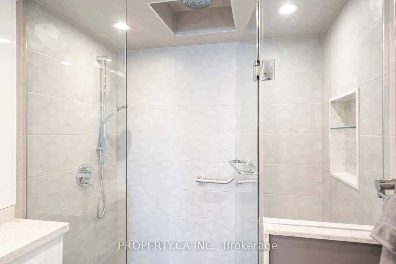 65 Spring Garden Avenue, #604