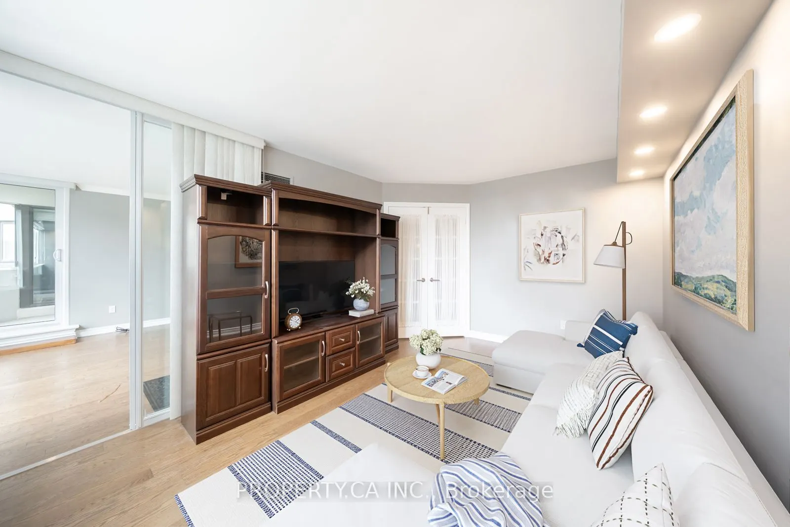 65 Spring Garden Avenue, #604