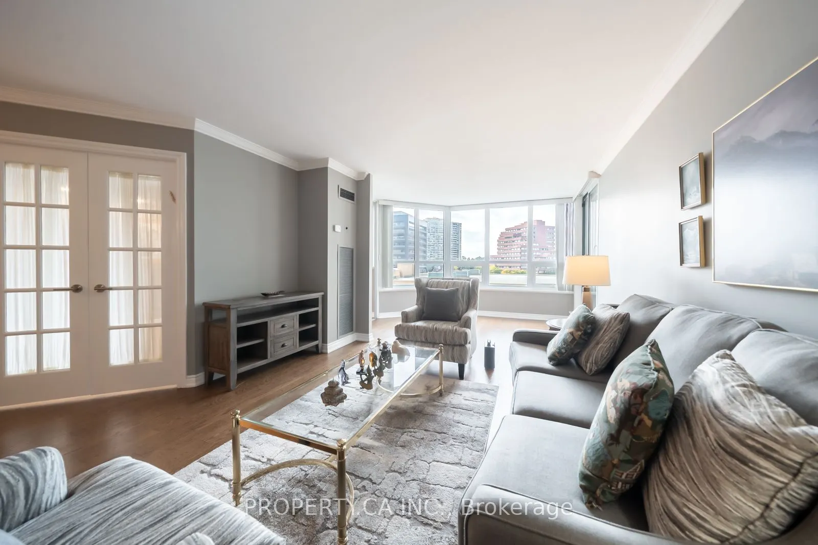65 Spring Garden Avenue, #604