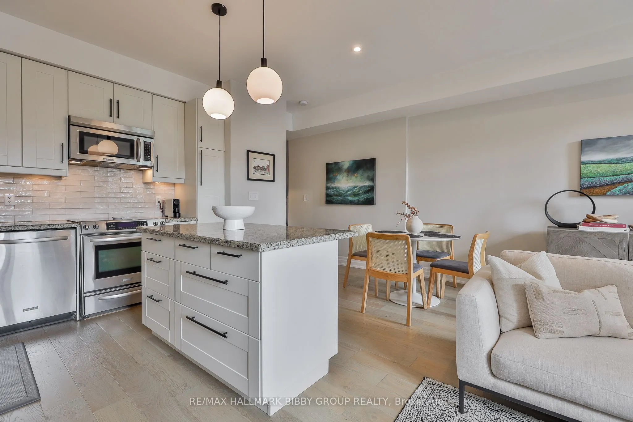500 Richmond Street W, #Ph06