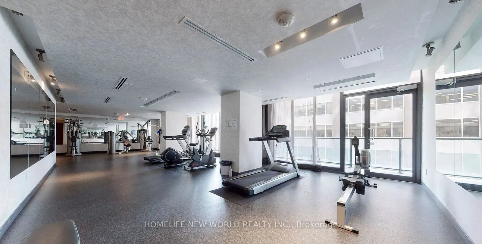 426 University Avenue, #3909