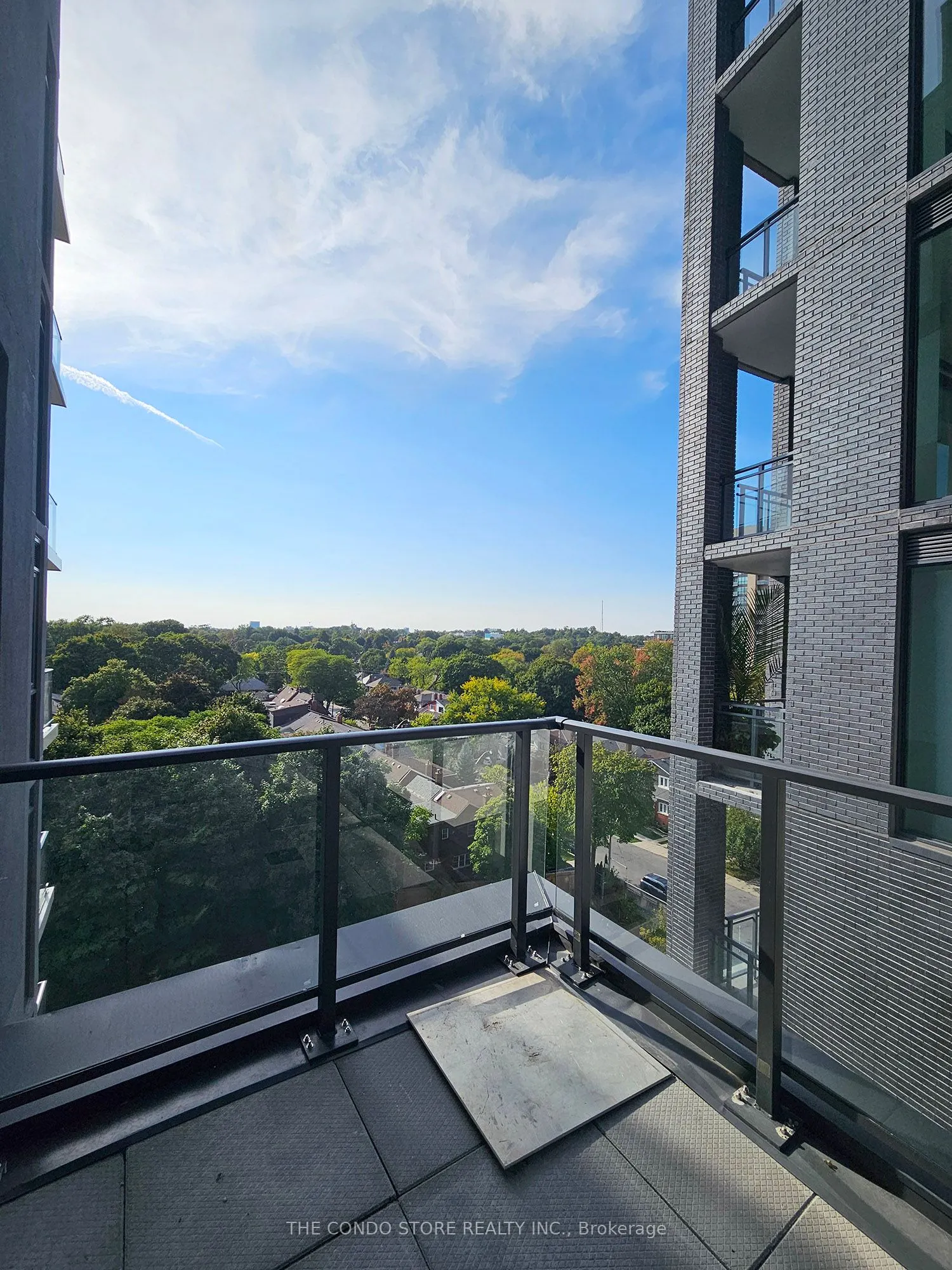 8 Manor Road W, #803