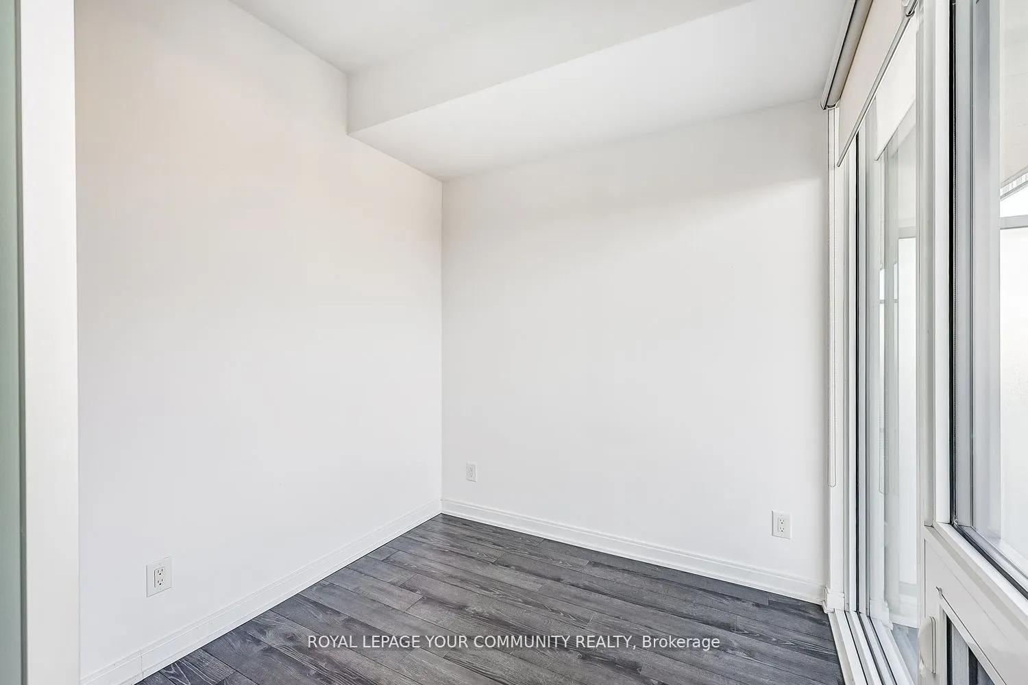 42 Charles Street E, #4208