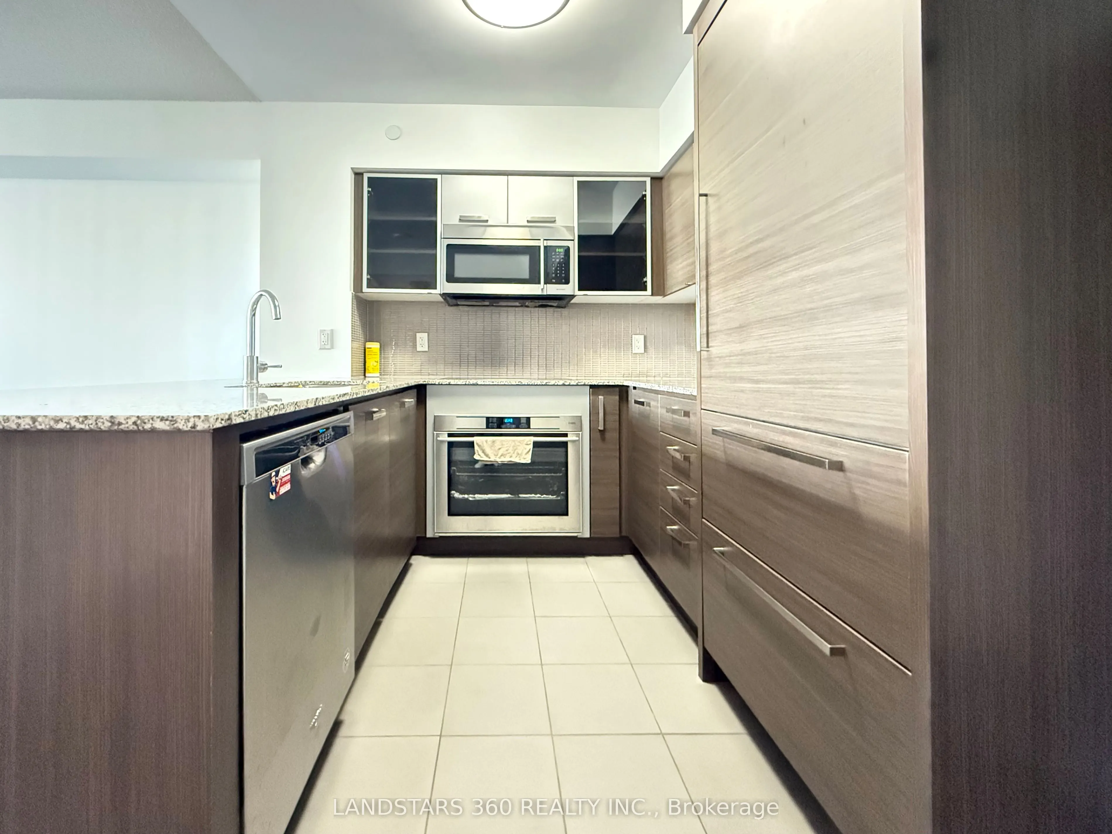 5168 Yonge Street, #510