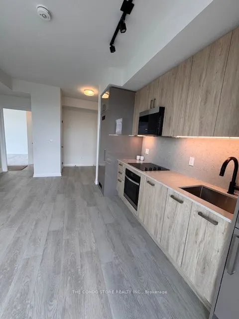280 Dundas Street, #2611