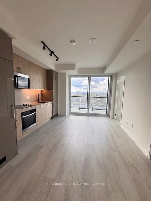 280 Dundas Street, #2611
