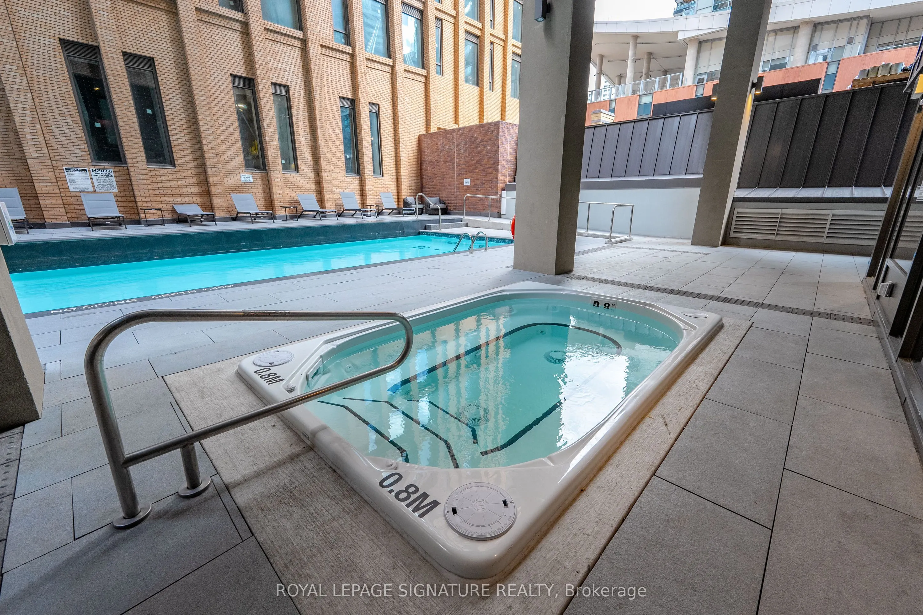 28 Widmer Street, #4226