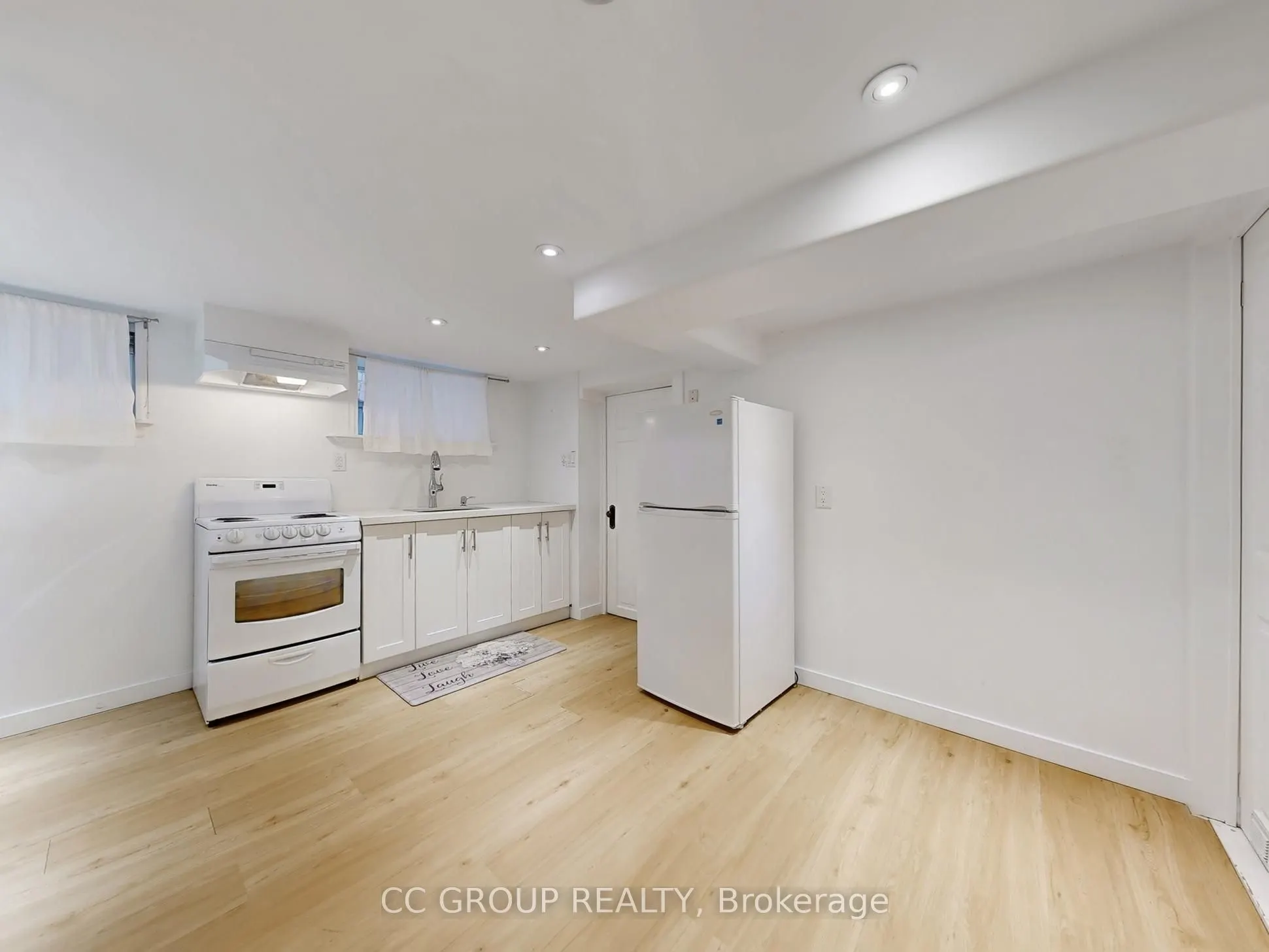 162 St Clair Avenue E, #Bsmt