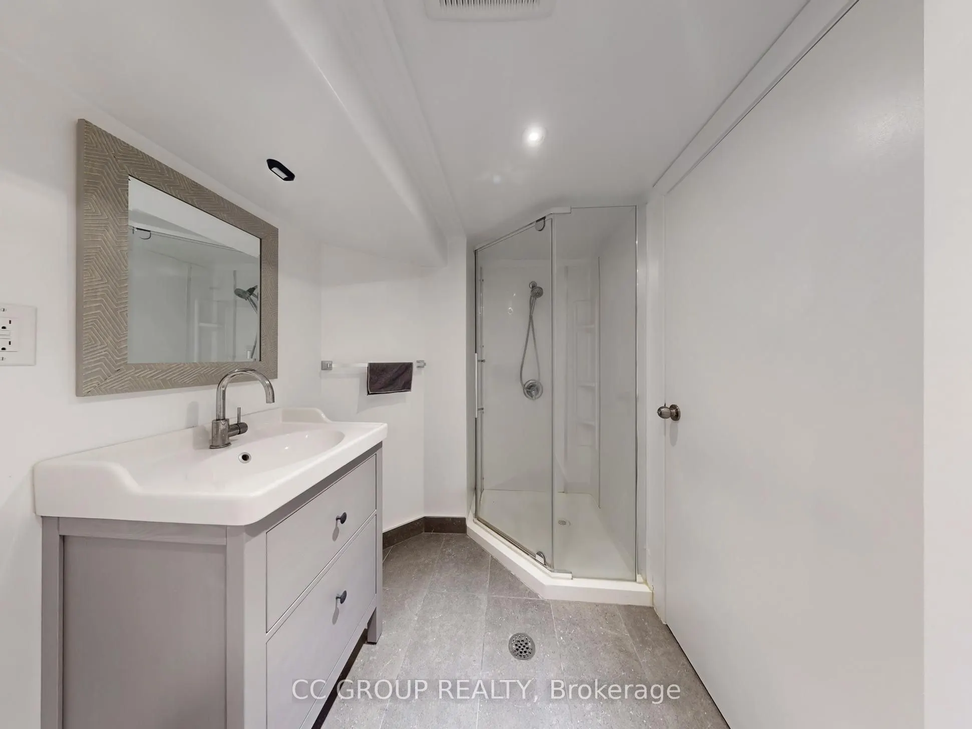 162 St Clair Avenue E, #Bsmt