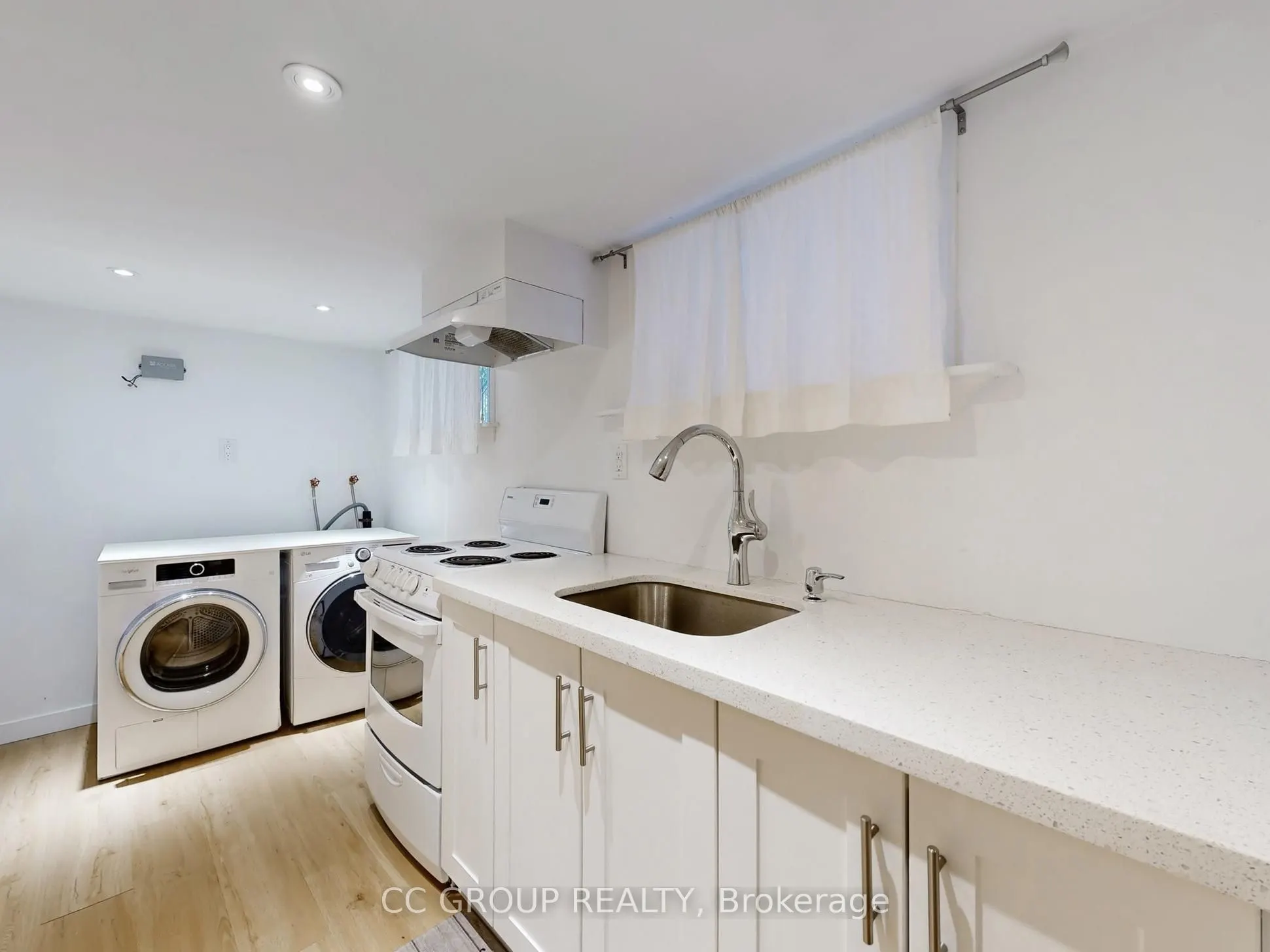 162 St Clair Avenue E, #Bsmt