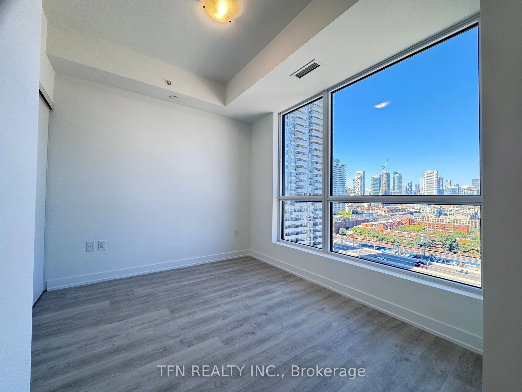 15 Richardson Street, #1503