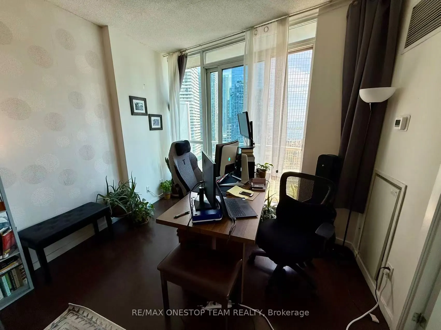 8 York Street, #2405