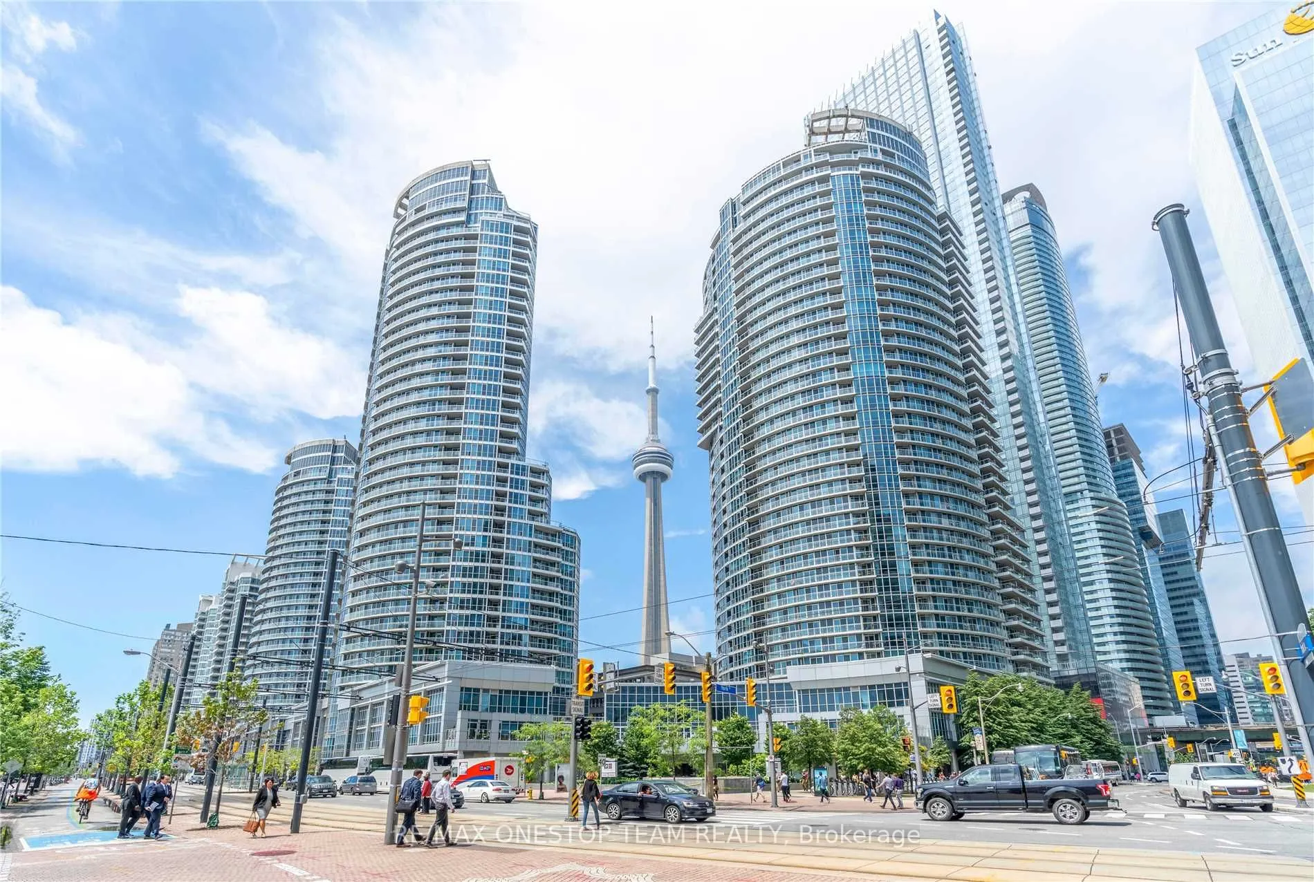 8 York Street, #2405