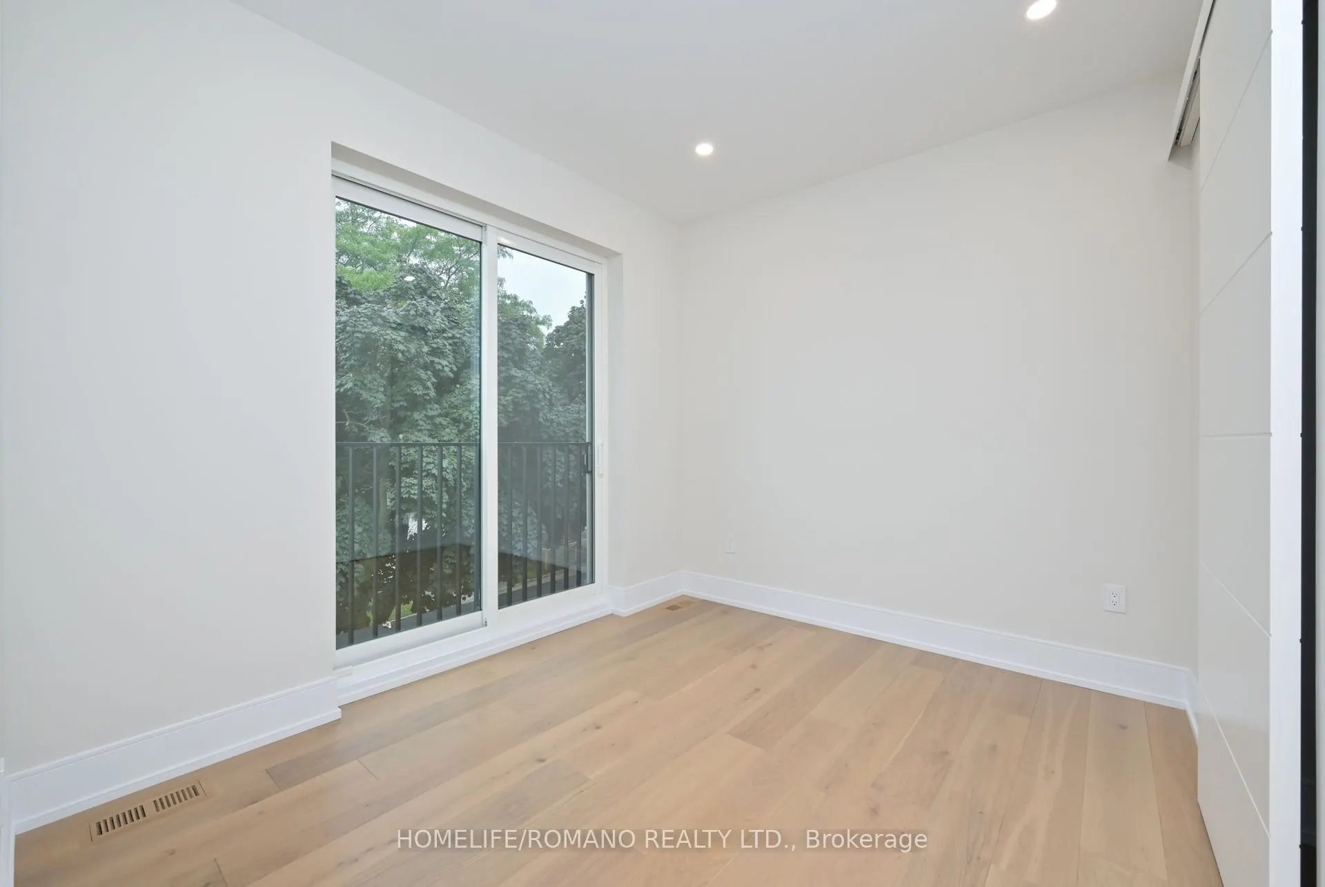 19 King High Avenue