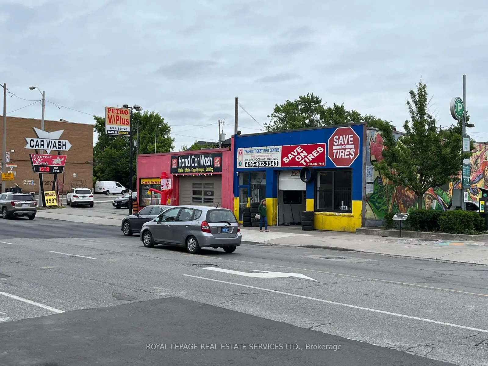 1529 Eglinton Avenue W