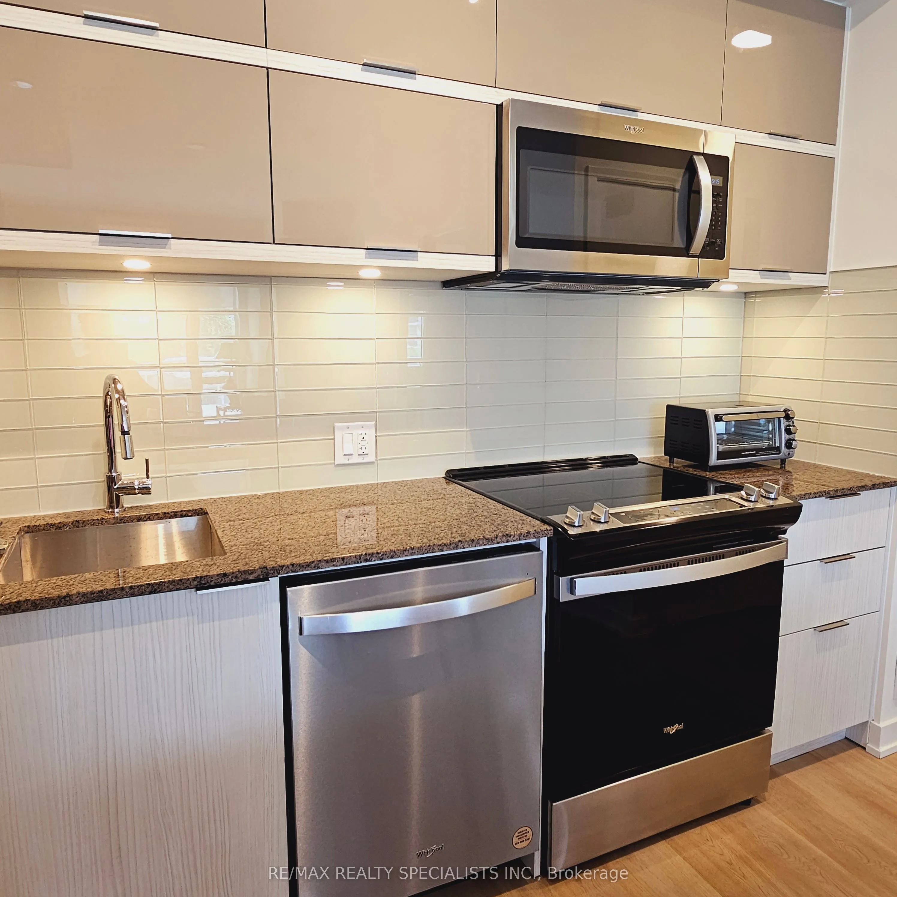 10 DEERLICK Court, #410