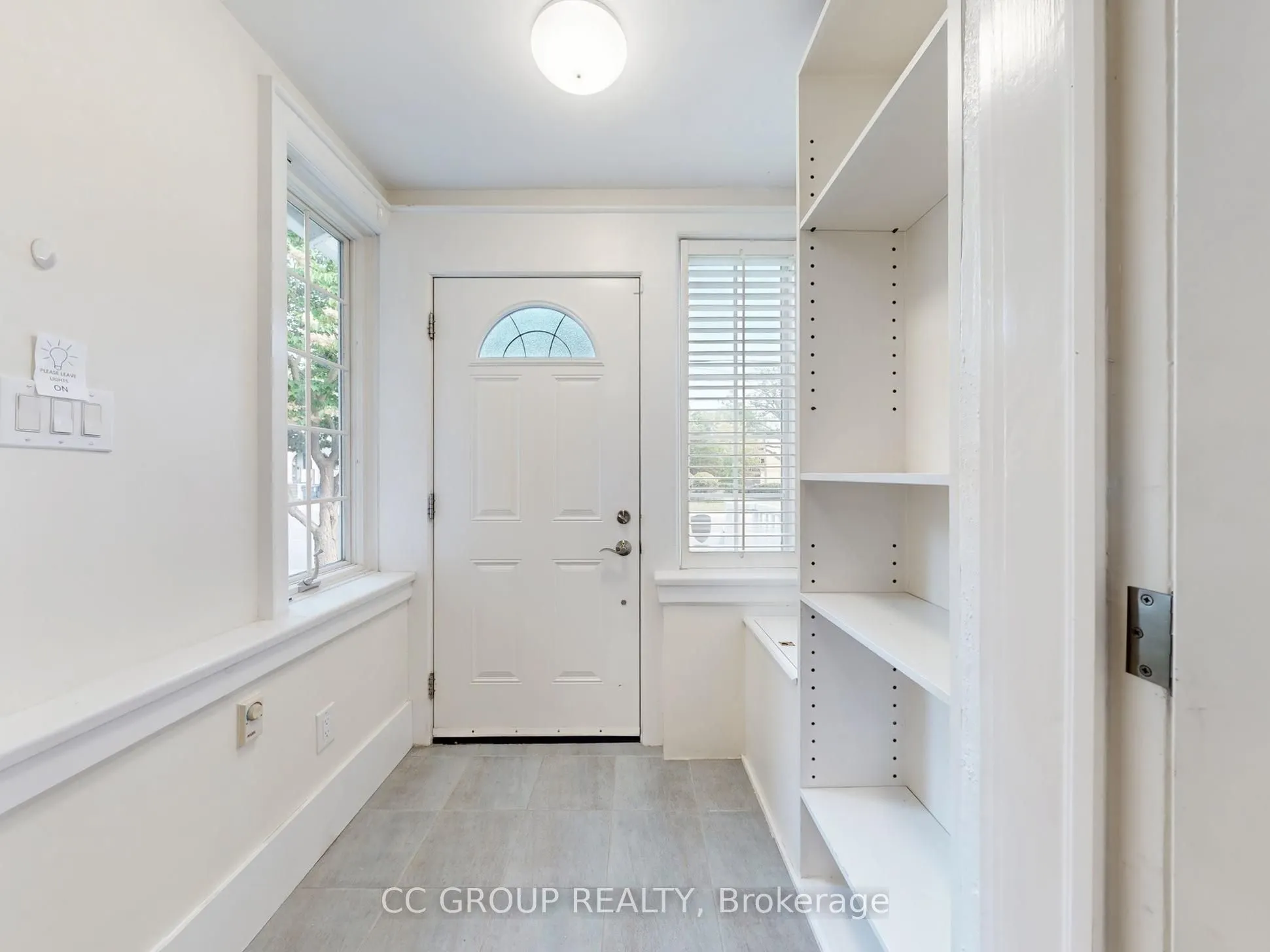 162 St Clair Avenue E, #Main