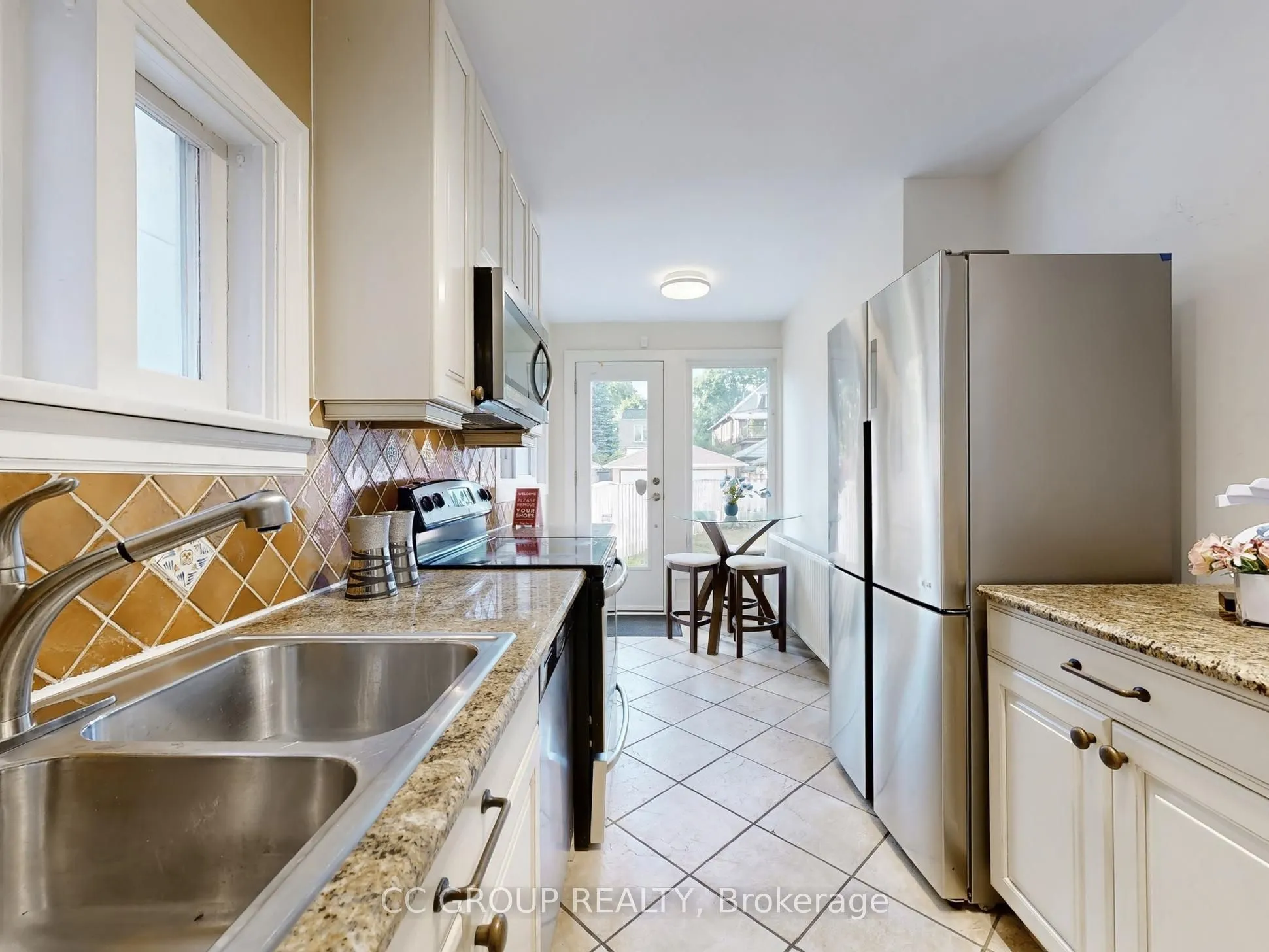 162 St Clair Avenue E, #Main