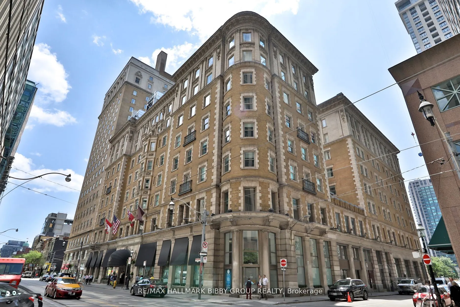 22 Leader Lane, #520