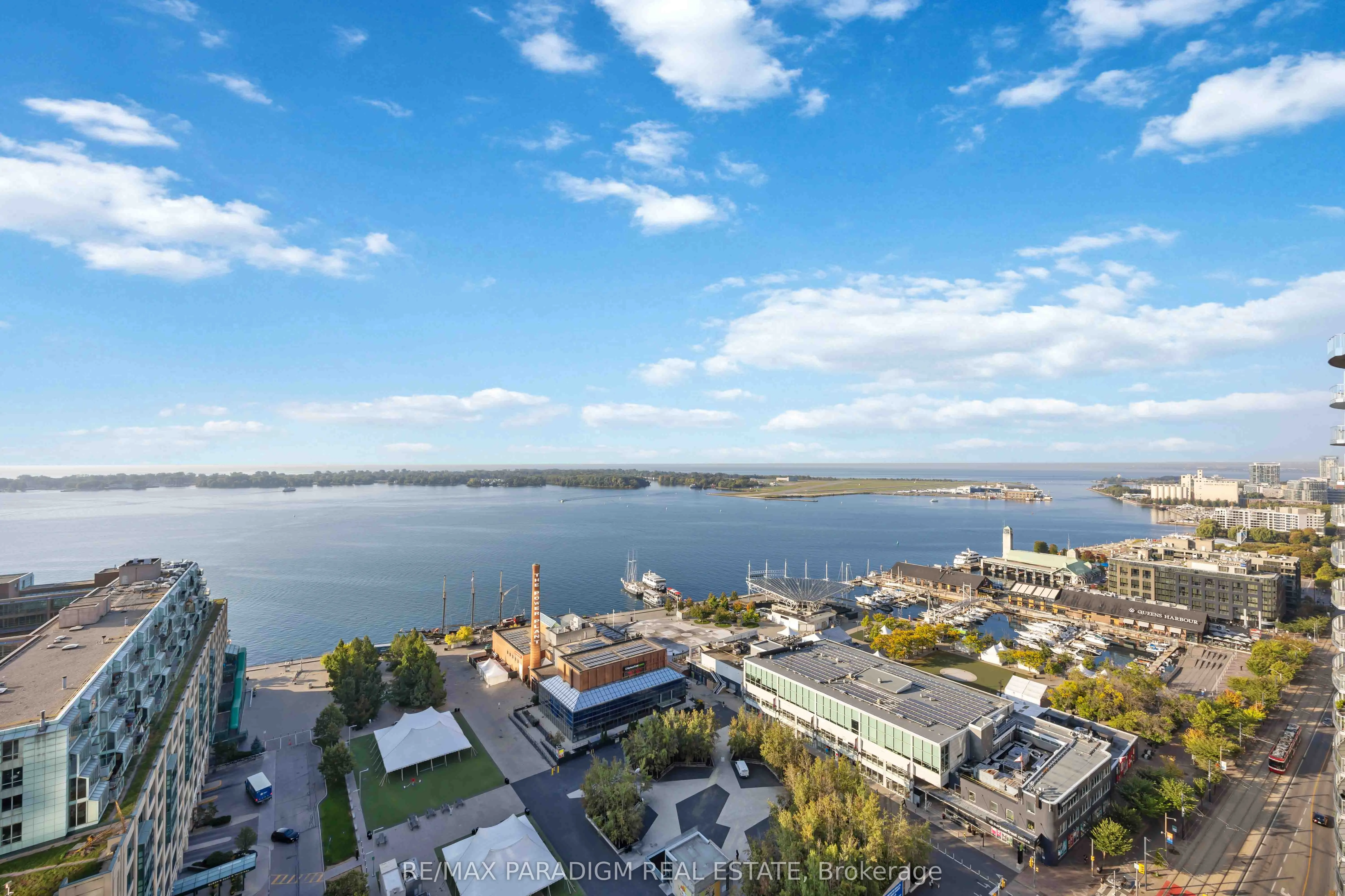 208 Queens Quay W