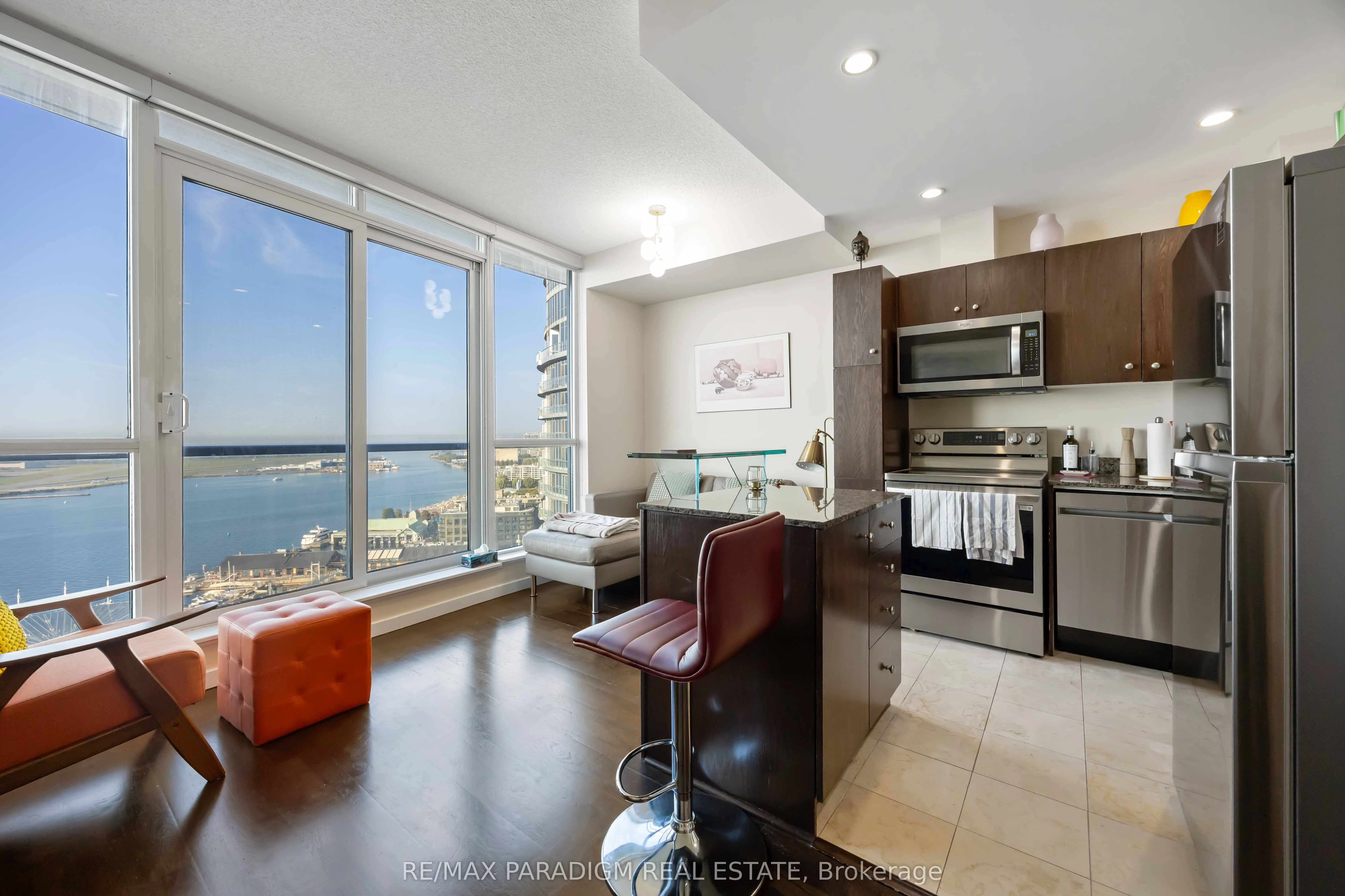 208 Queens Quay W