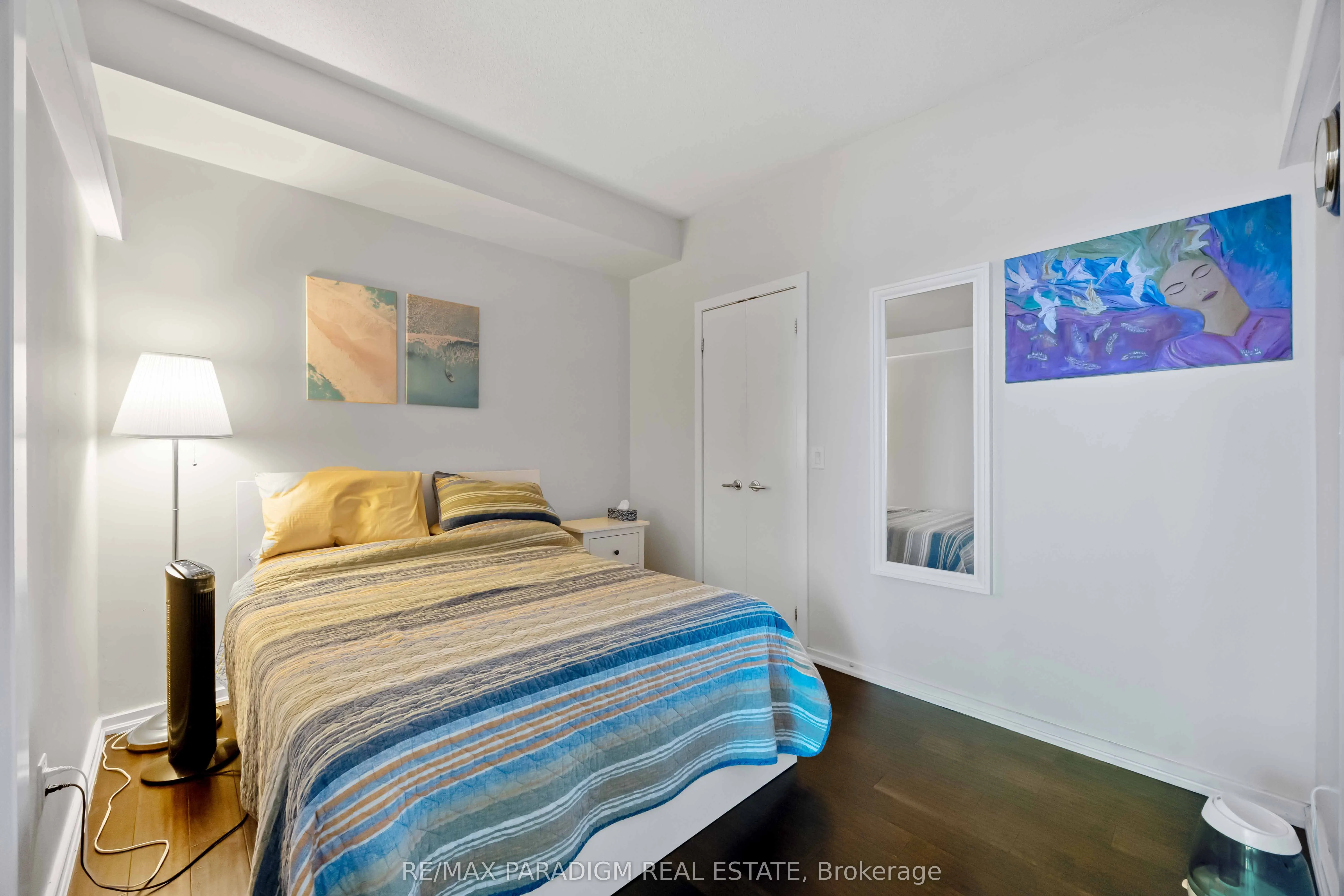 208 Queens Quay W
