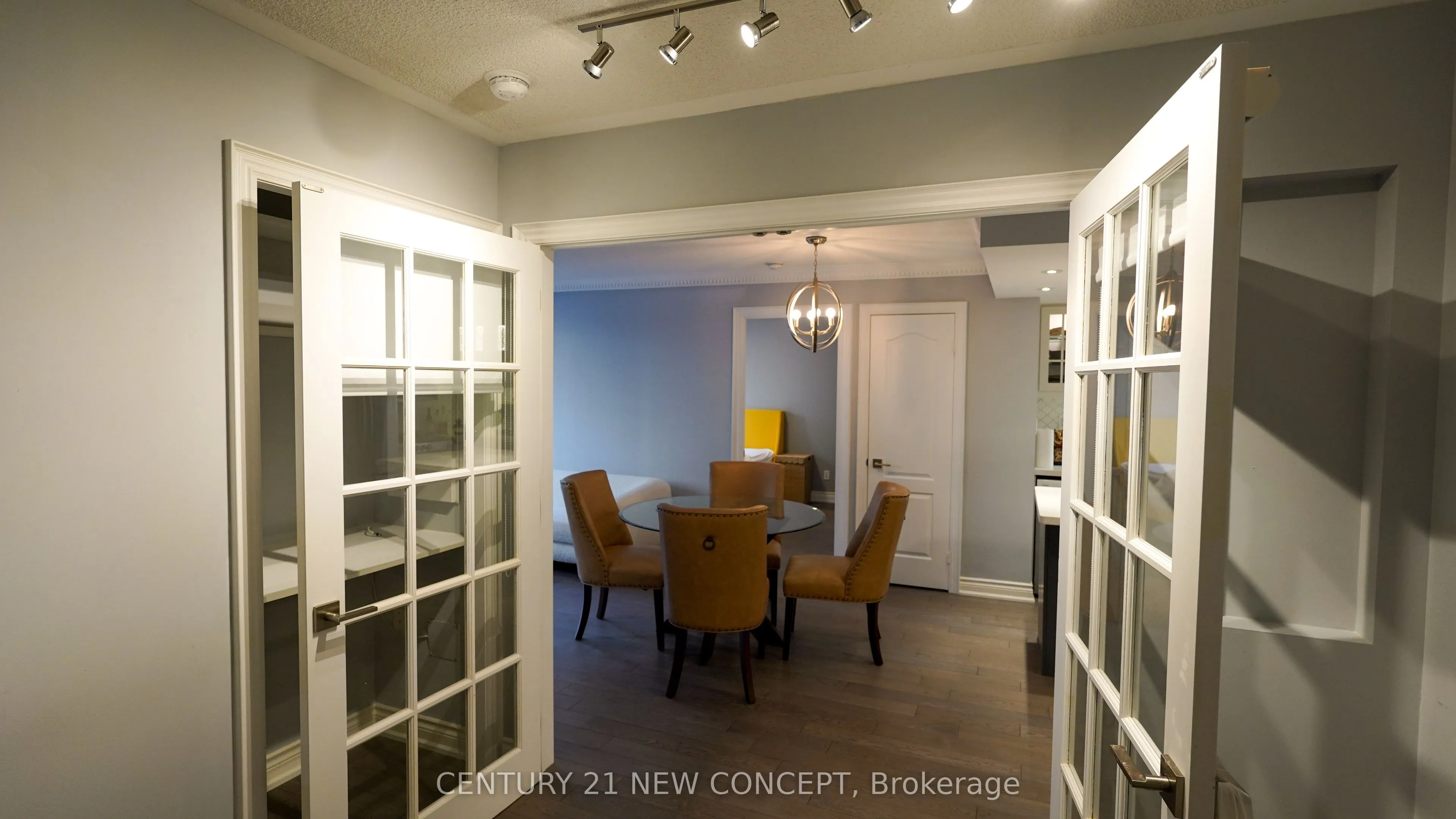 5418 Yonge Street, #217
