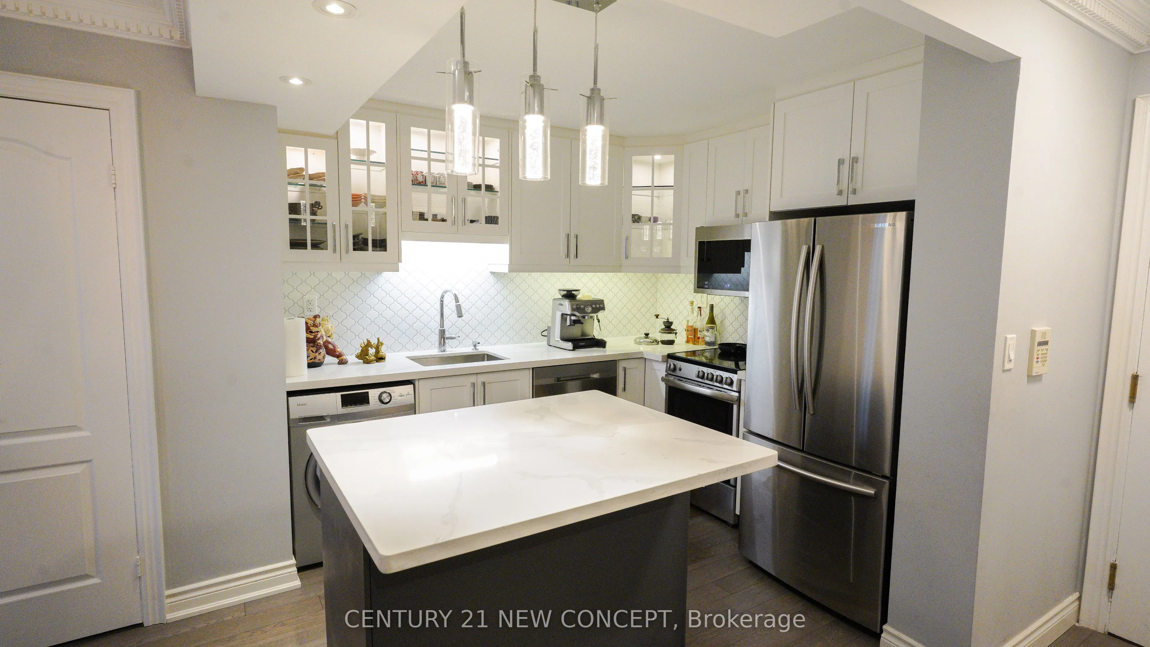 5418 Yonge Street, #217