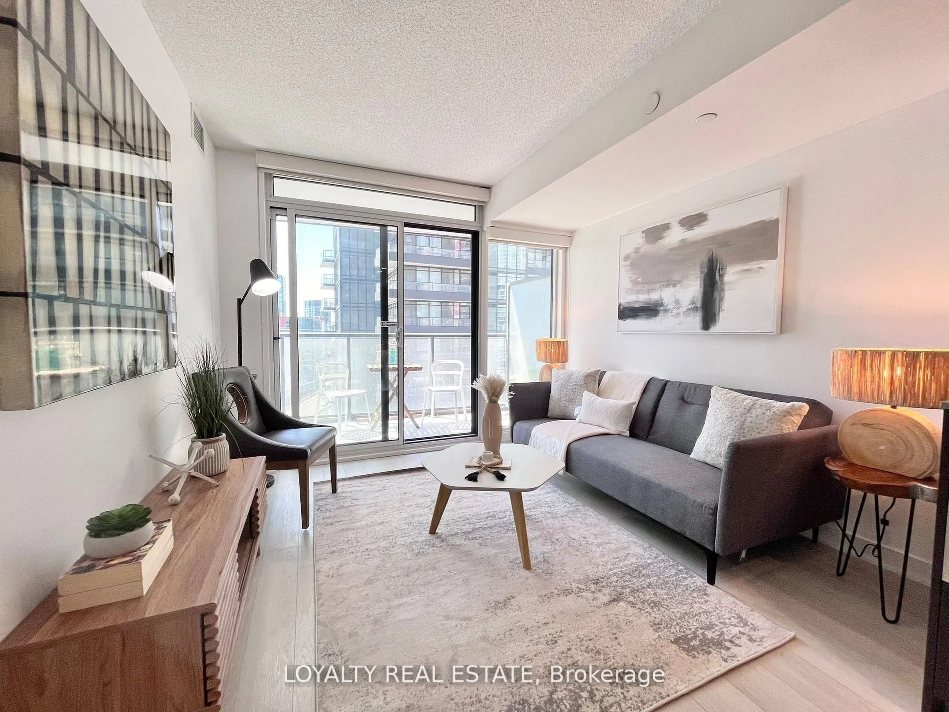 70 Queens Wharf Road, #1803