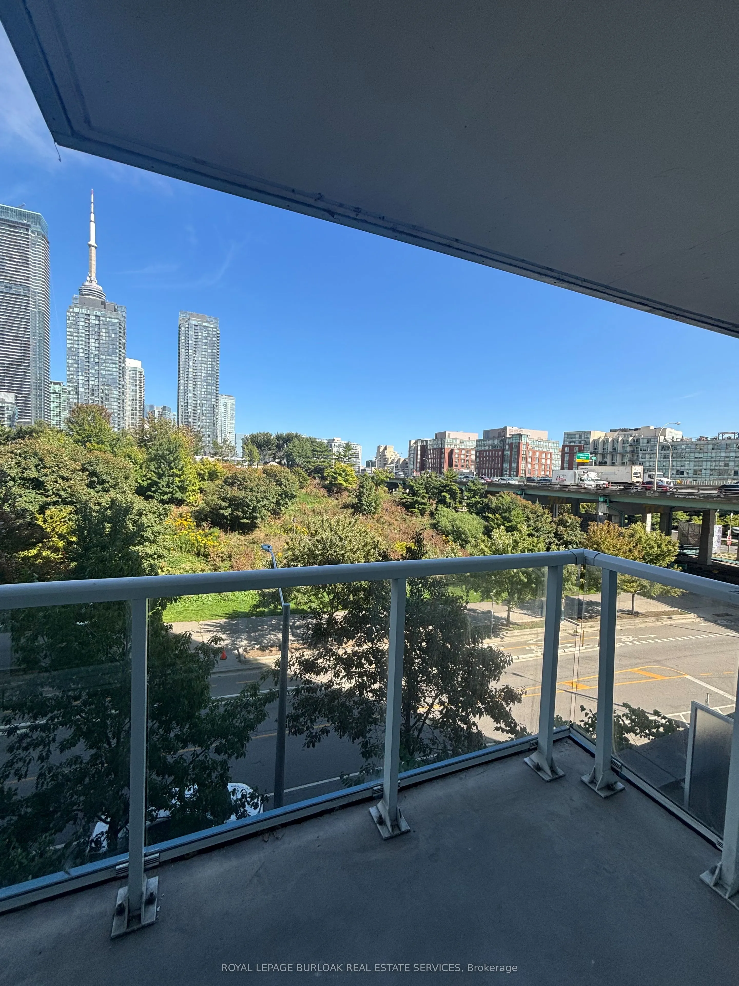 75 Queens Wharf Road, #303