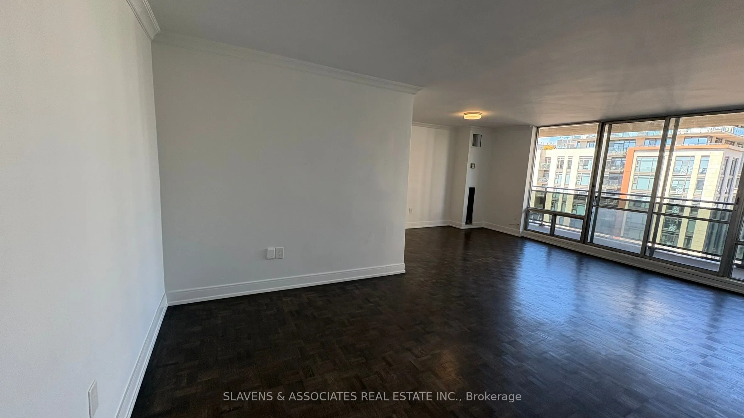 7 Jackes Avenue, #803