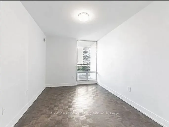 7 Jackes Avenue, #803
