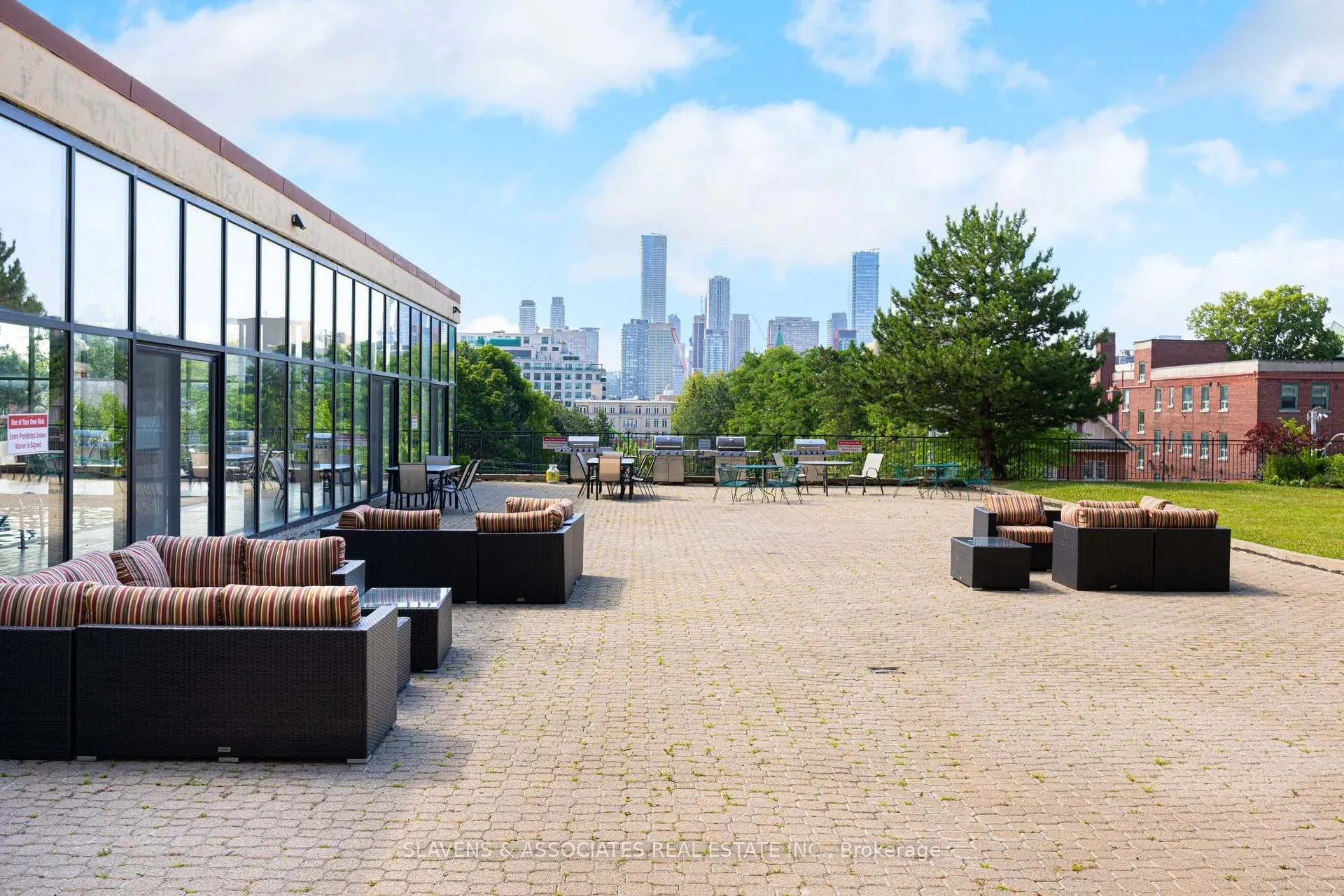 7 Jackes Avenue, #210