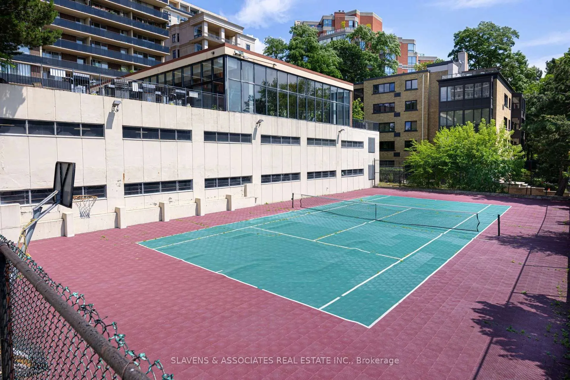 7 Jackes Avenue, #210