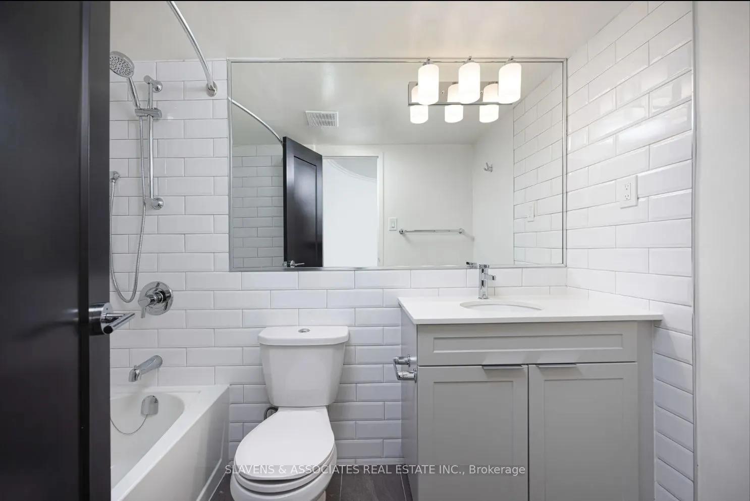 7 Jackes Avenue, #210