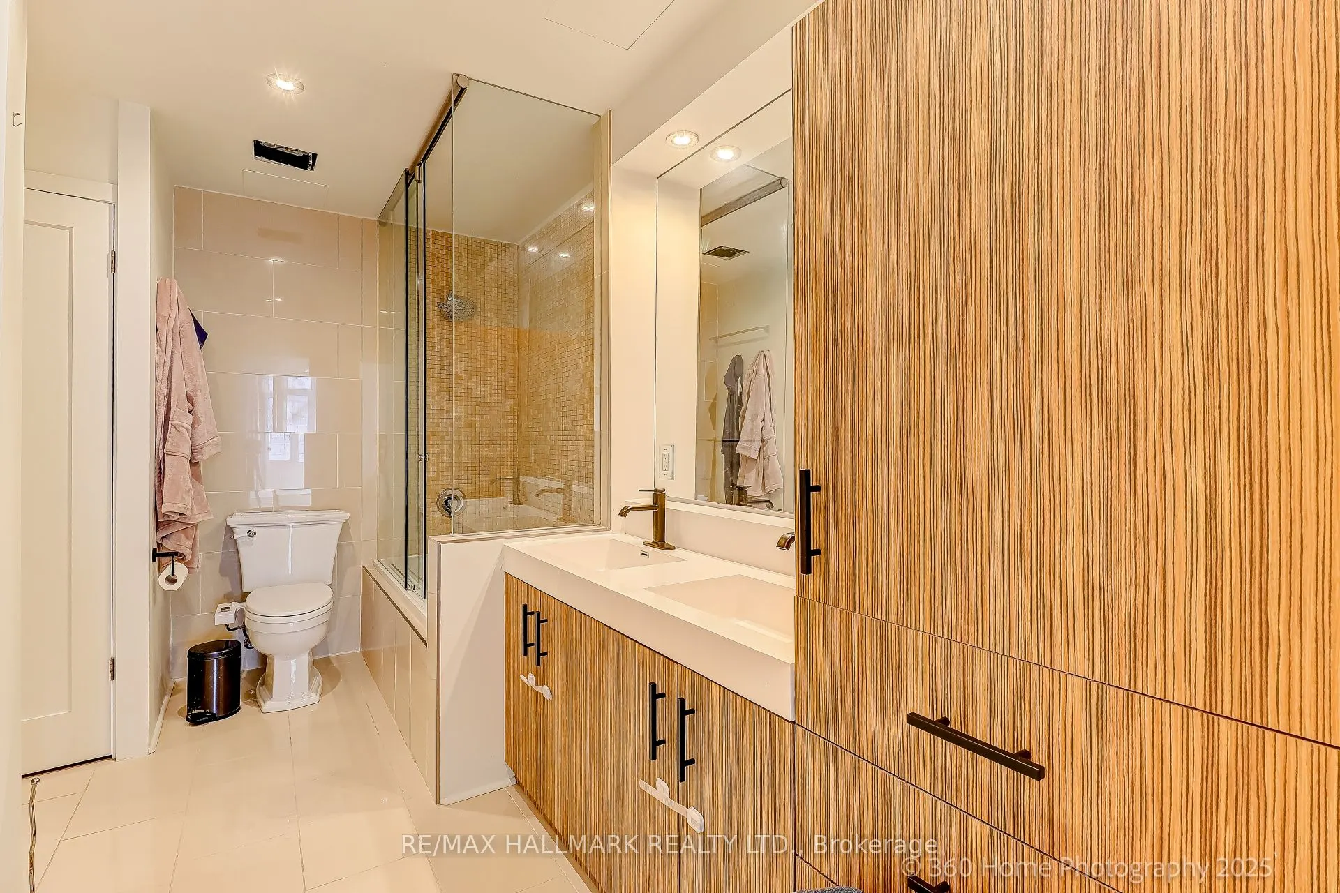 500 Richmond Street W, #333